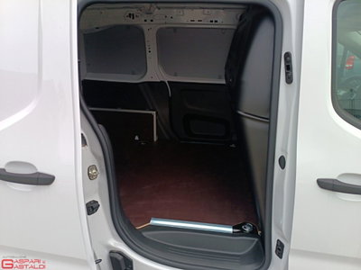 Fiat Doblò Furgone van 1.5 bluehdi 100cv CH1 (9)