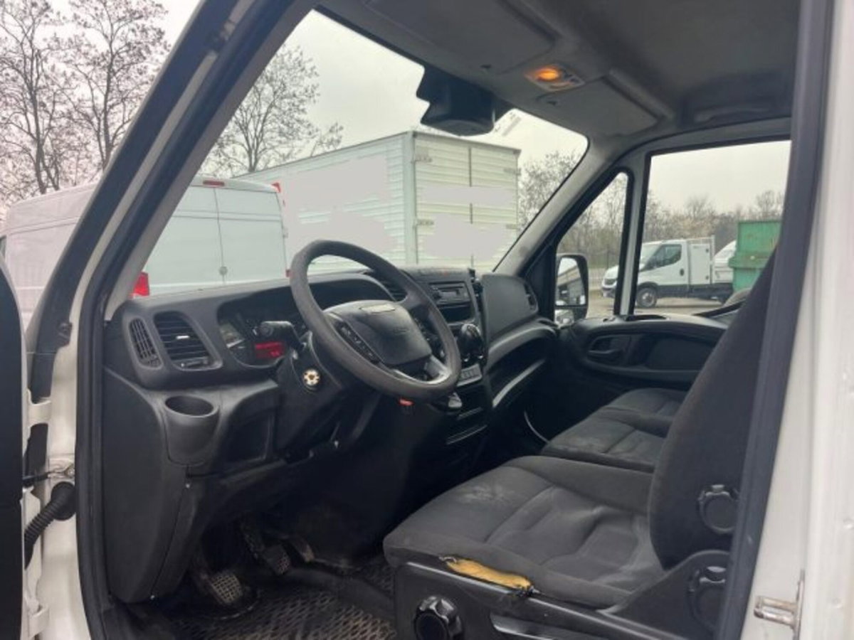 Iveco Daily Telaio 35C16 BTor 2.3 HPT PL-RG Cabinato (10)
