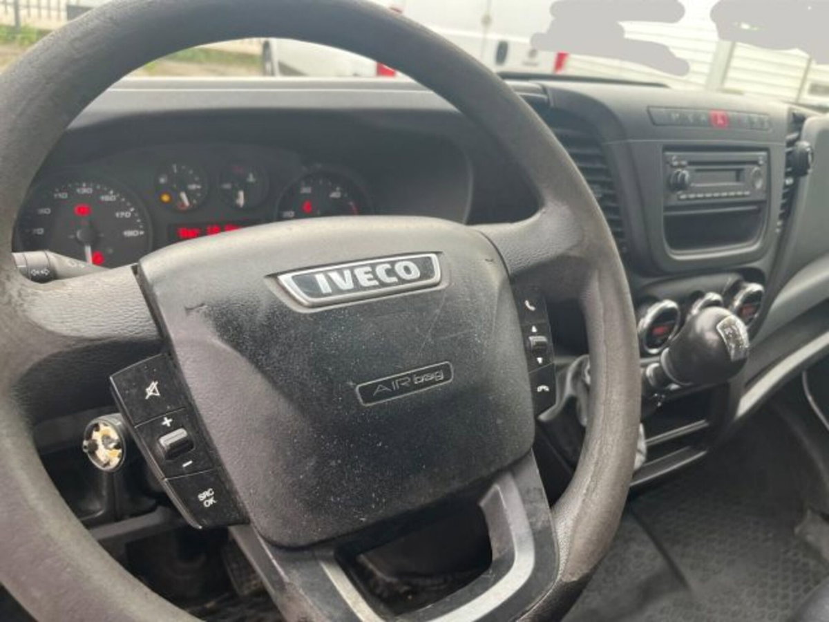 Iveco Daily Telaio 35C16 BTor 2.3 HPT PL-RG Cabinato (4)
