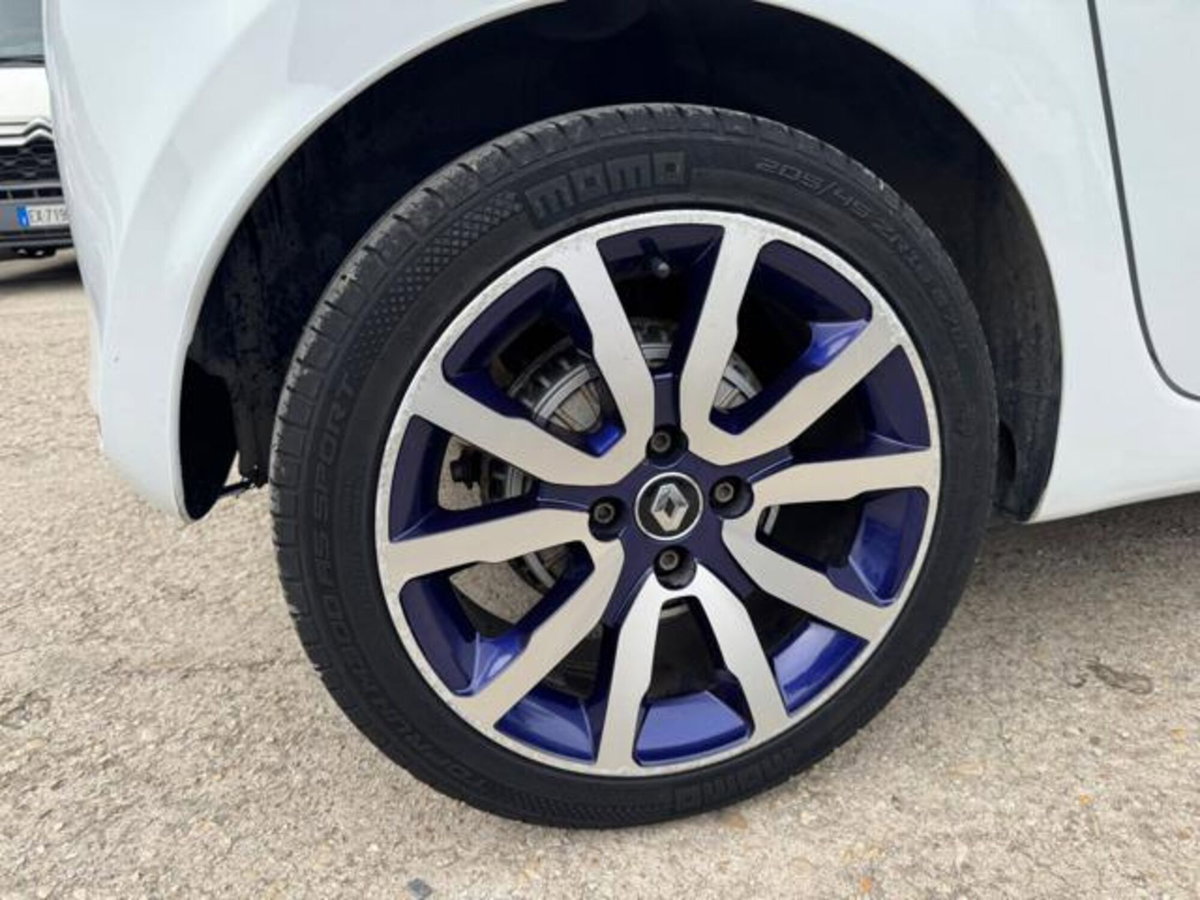 Renault Twingo TCe 90 CV Duel (13)