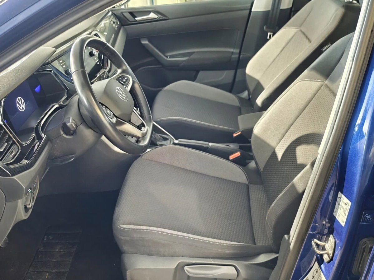 Volkswagen Polo 1.0 tsi Life 95cv (9)