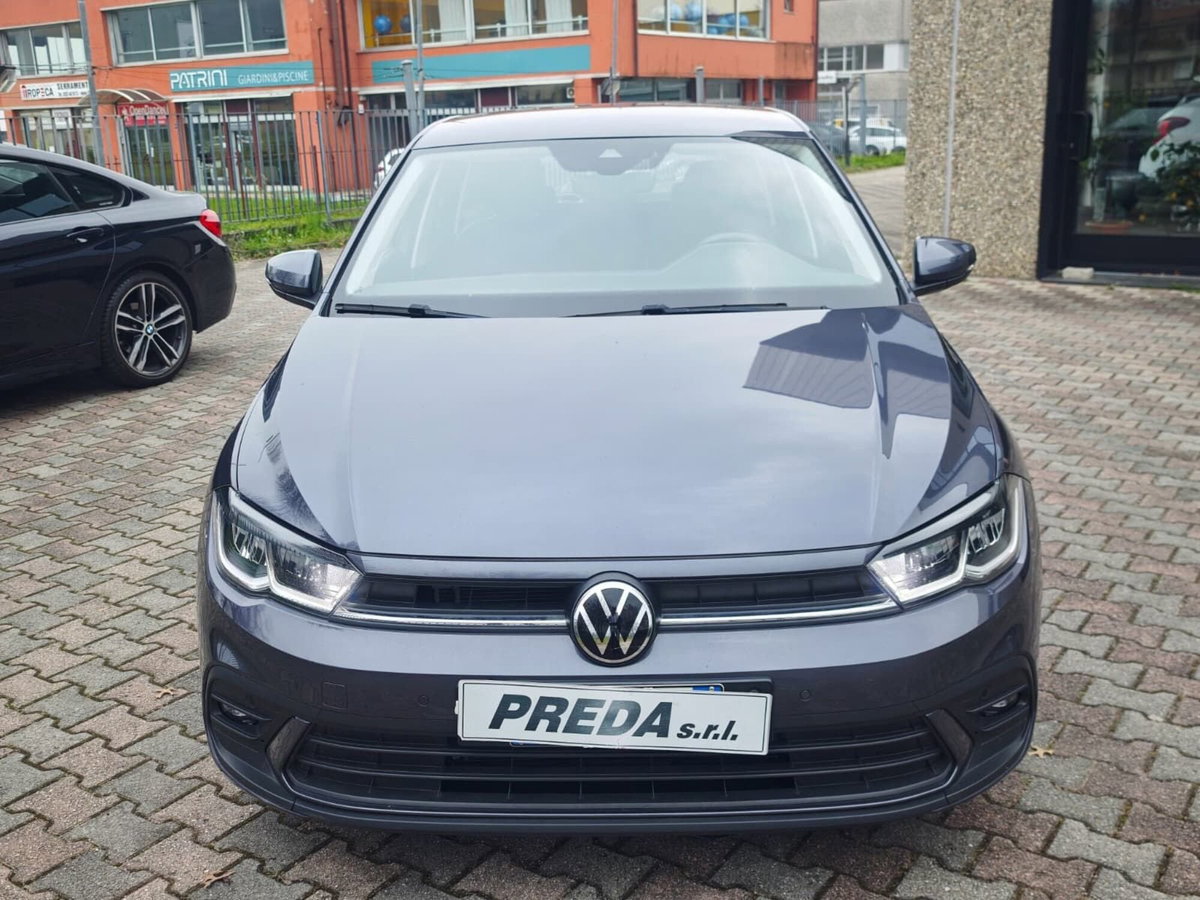 Volkswagen Polo 1.0 tsi Life 95cv (2)