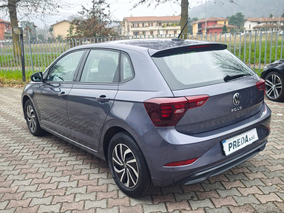 Volkswagen Polo 1.0 tsi Life 95cv (4)