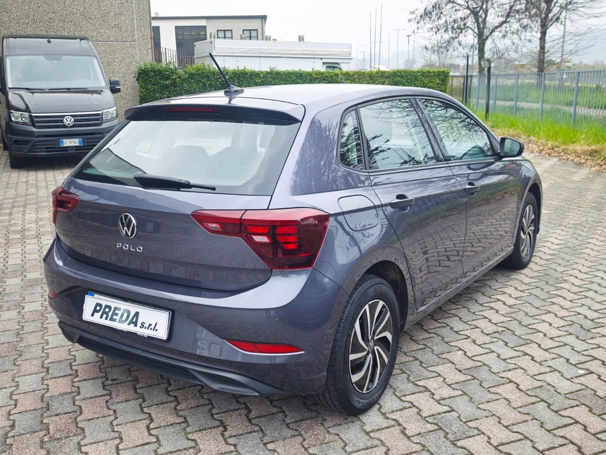 Volkswagen Polo 1.0 tsi Life 95cv (6)