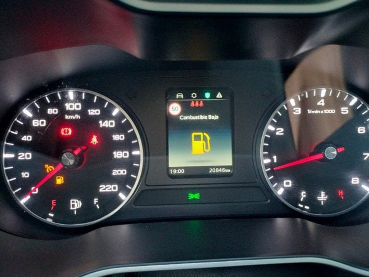 Mg ZS ZS 1.5 Luxury (14)