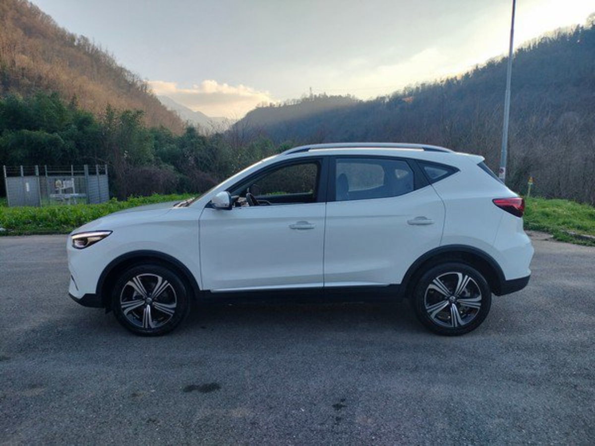 Mg ZS ZS 1.5 Luxury (5)