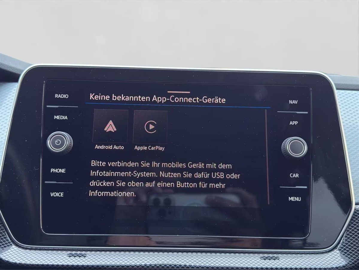 Volkswagen T-Cross 1.5 TSI DSG Sport (6)