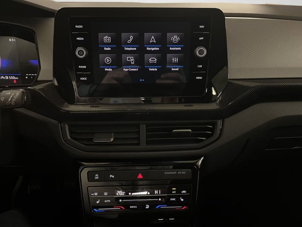Volkswagen T-Cross 1.0 tsi Life 115cv (14)