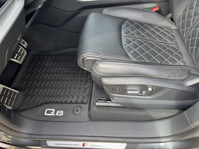 Audi Q8 Sportback 50 quattro (14)