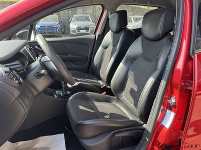 Renault Clio dCi 8V 90 CV EDC 5 porte Moschino Zen (4)