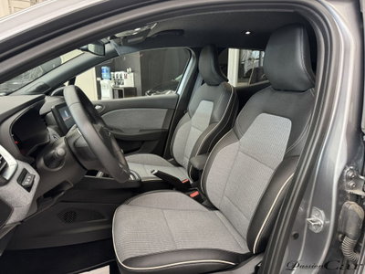 Renault Clio TCe 90 CV 5 porte Techno (9)