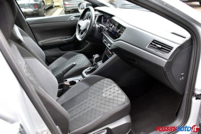 Volkswagen Taigo 1.0 tsi R-Line 115cv (14)