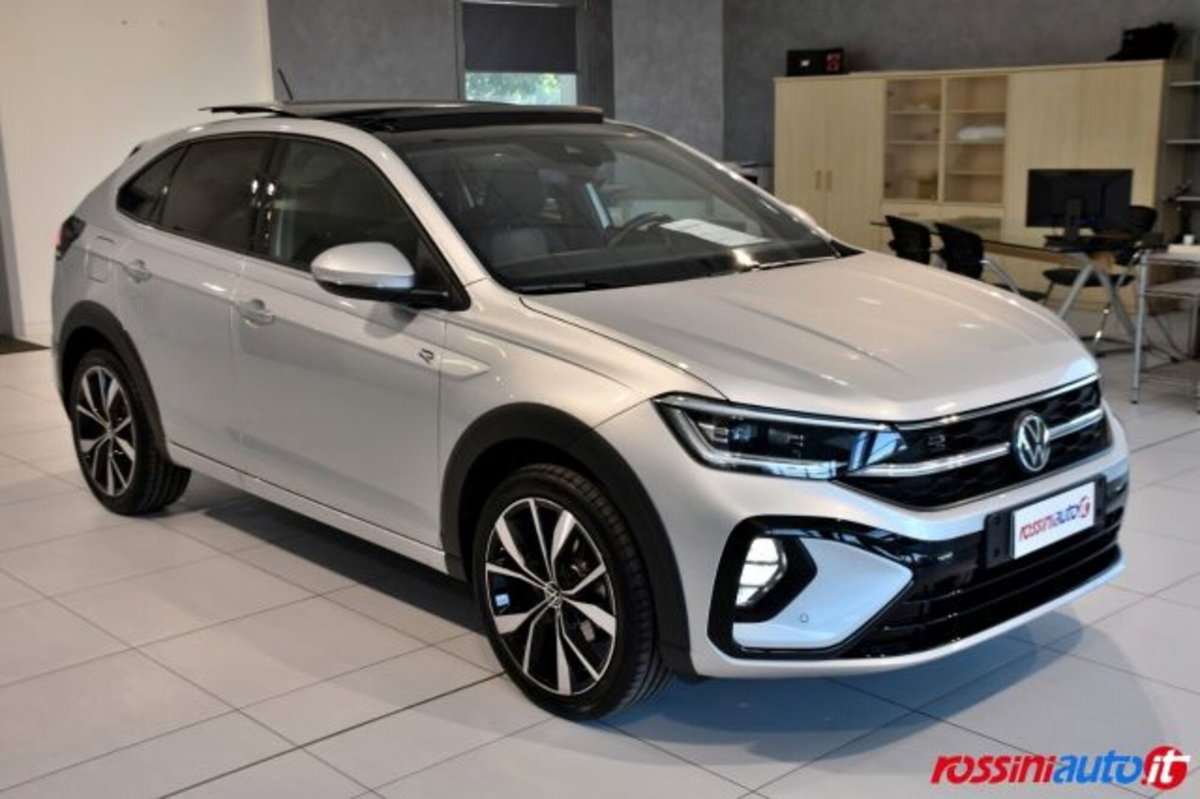 Volkswagen Taigo 1.0 tsi R-Line 115cv (7)