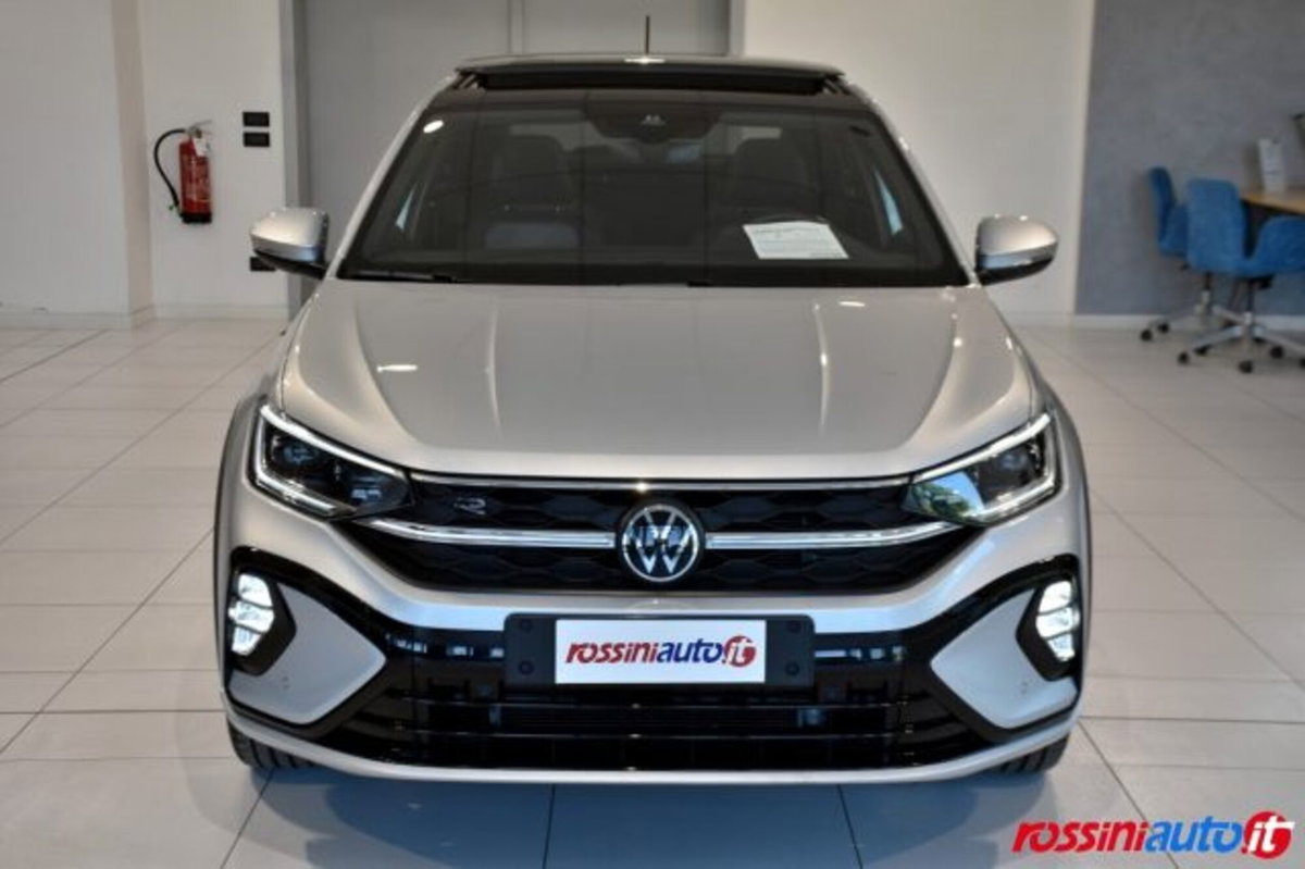 Volkswagen Taigo 1.0 tsi R-Line 115cv (8)