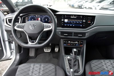 Volkswagen Taigo 1.0 tsi R-Line 115cv (9)
