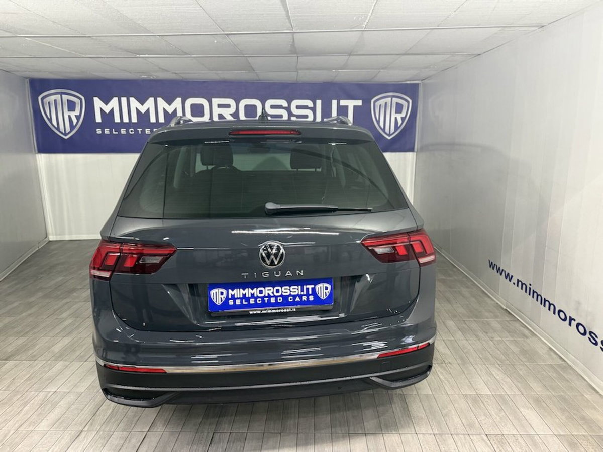 Volkswagen Tiguan 2.0 tdi Life 150cv dsg (10)