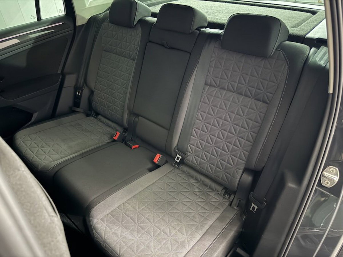 Volkswagen Tiguan 2.0 tdi Life 150cv dsg (15)