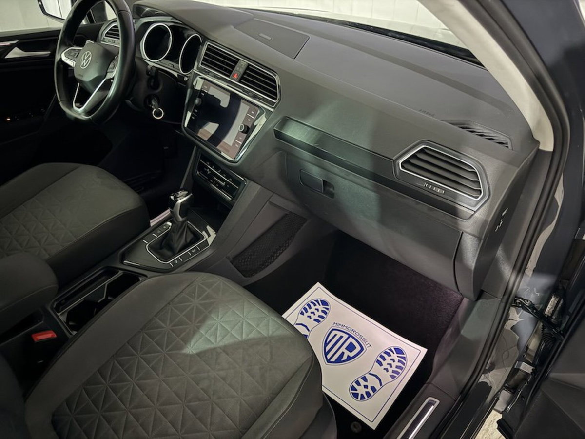 Volkswagen Tiguan 2.0 tdi Life 150cv dsg (19)