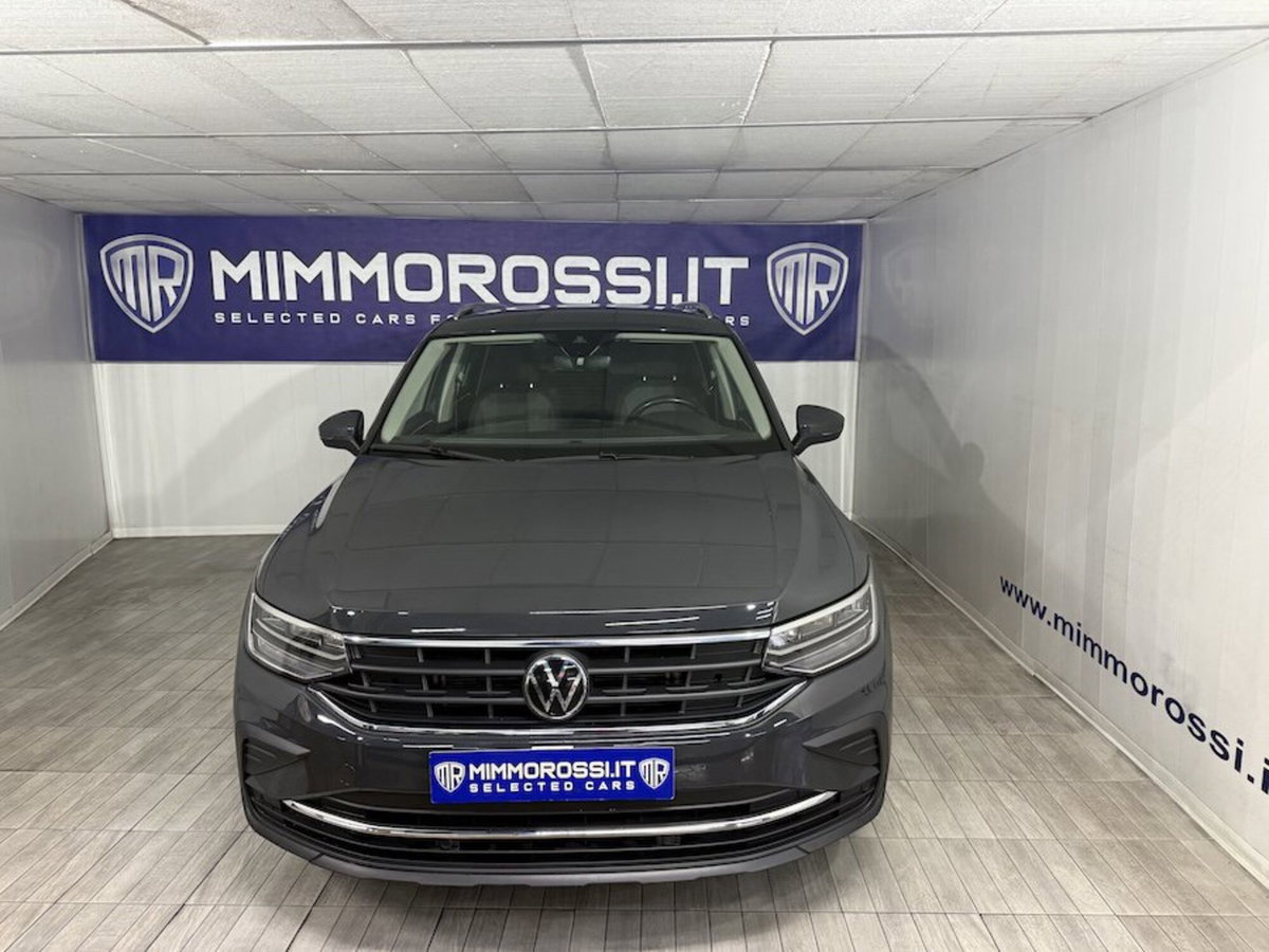 Volkswagen Tiguan 2.0 tdi Life 150cv dsg (4)