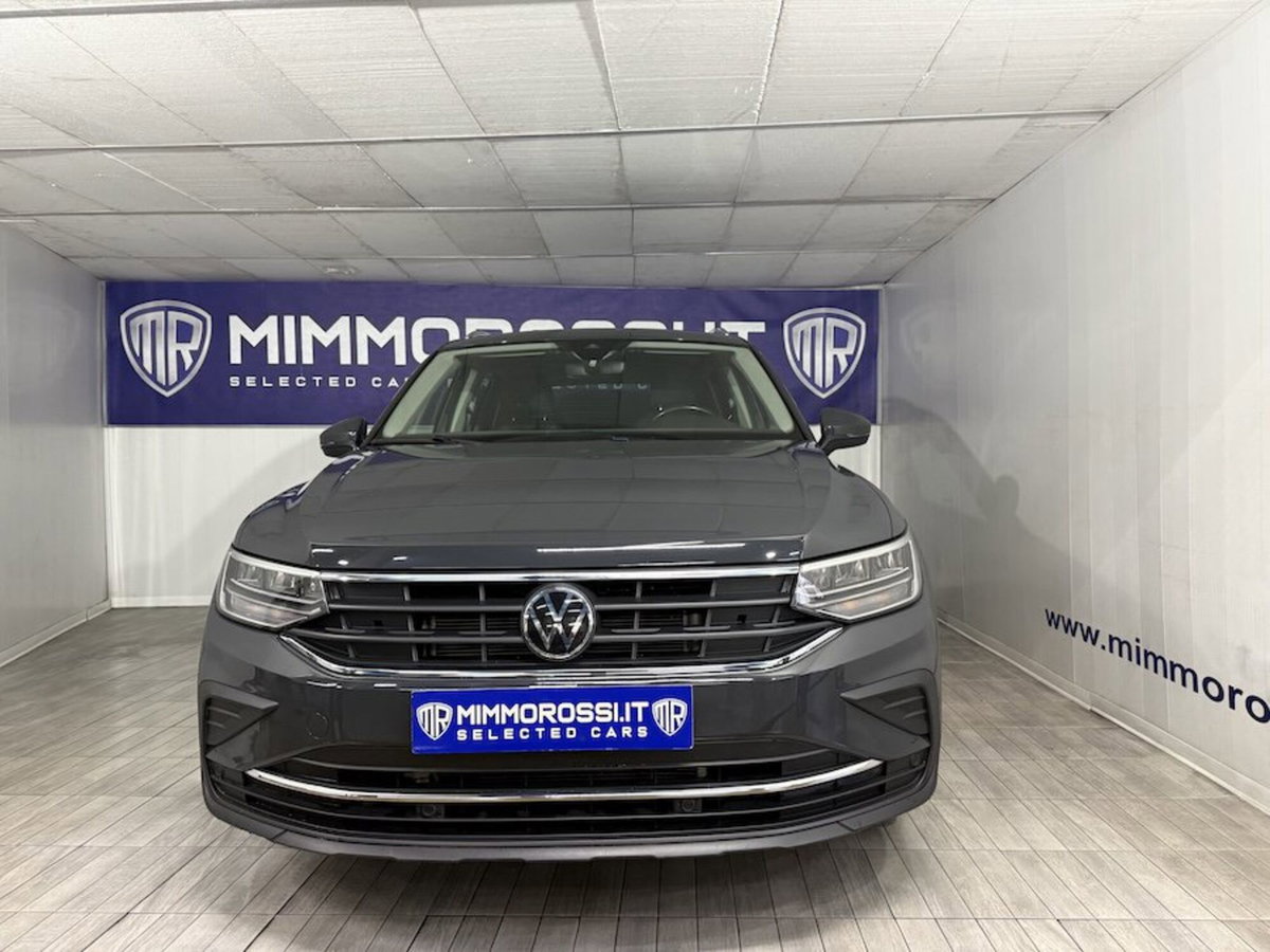 Volkswagen Tiguan 2.0 tdi Life 150cv dsg (5)