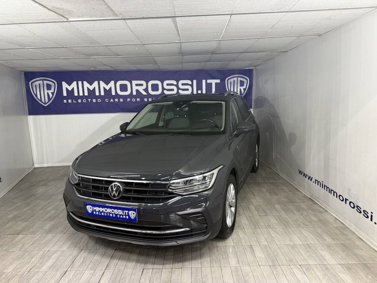 Volkswagen Tiguan 2.0 tdi Life 150cv dsg (6)