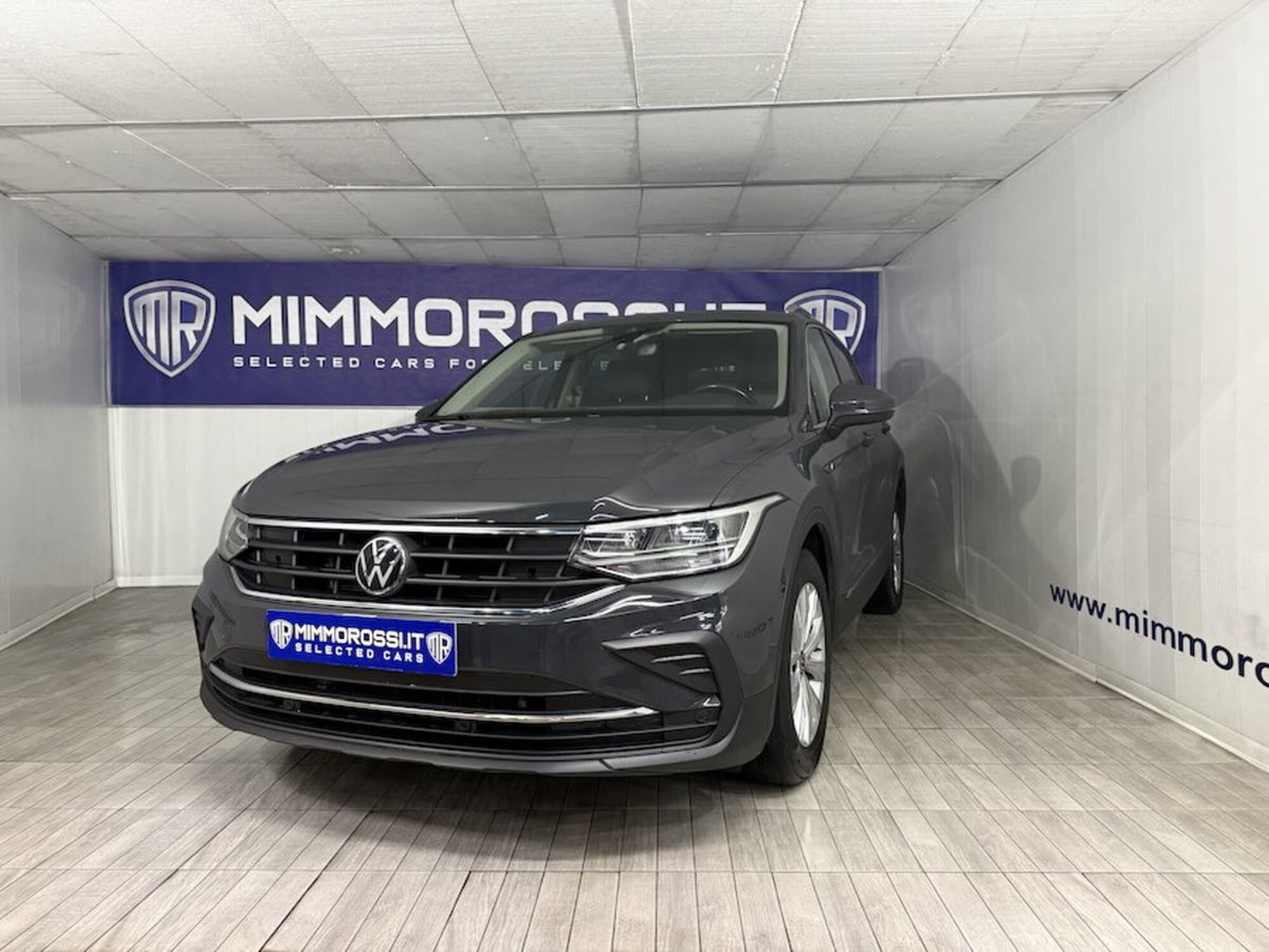 Volkswagen Tiguan 2.0 tdi Life 150cv dsg (7)