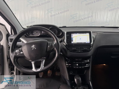 Peugeot 2008 e-HDi 92 CV Stop&Start Allure (12)