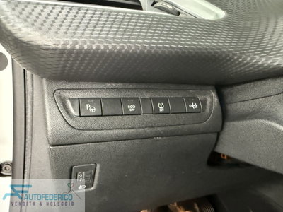 Peugeot 2008 e-HDi 92 CV Stop&Start Allure (13)