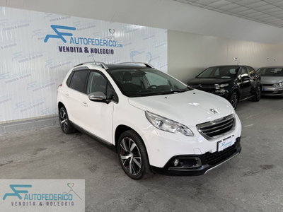 Peugeot 2008 e-HDi 92 CV Stop&Start Allure (3)