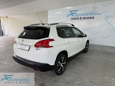 Peugeot 2008 e-HDi 92 CV Stop&Start Allure (4)