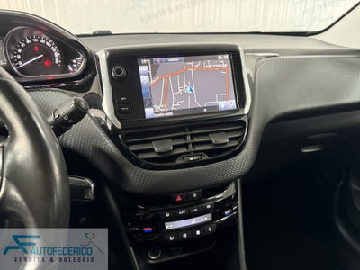 Peugeot 2008 e-HDi 92 CV Stop&Start Allure (8)