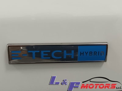 Renault Arkana Hybrid E-Tech 145 CV Engineered (13)
