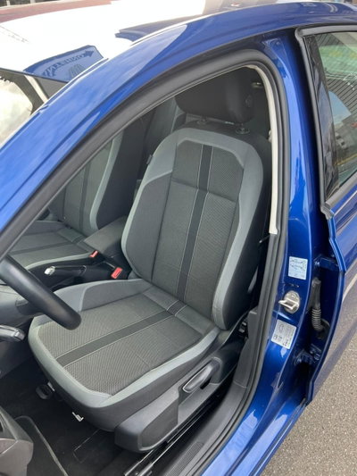 Volkswagen Polo 1.0 tsi Style 95cv (11)