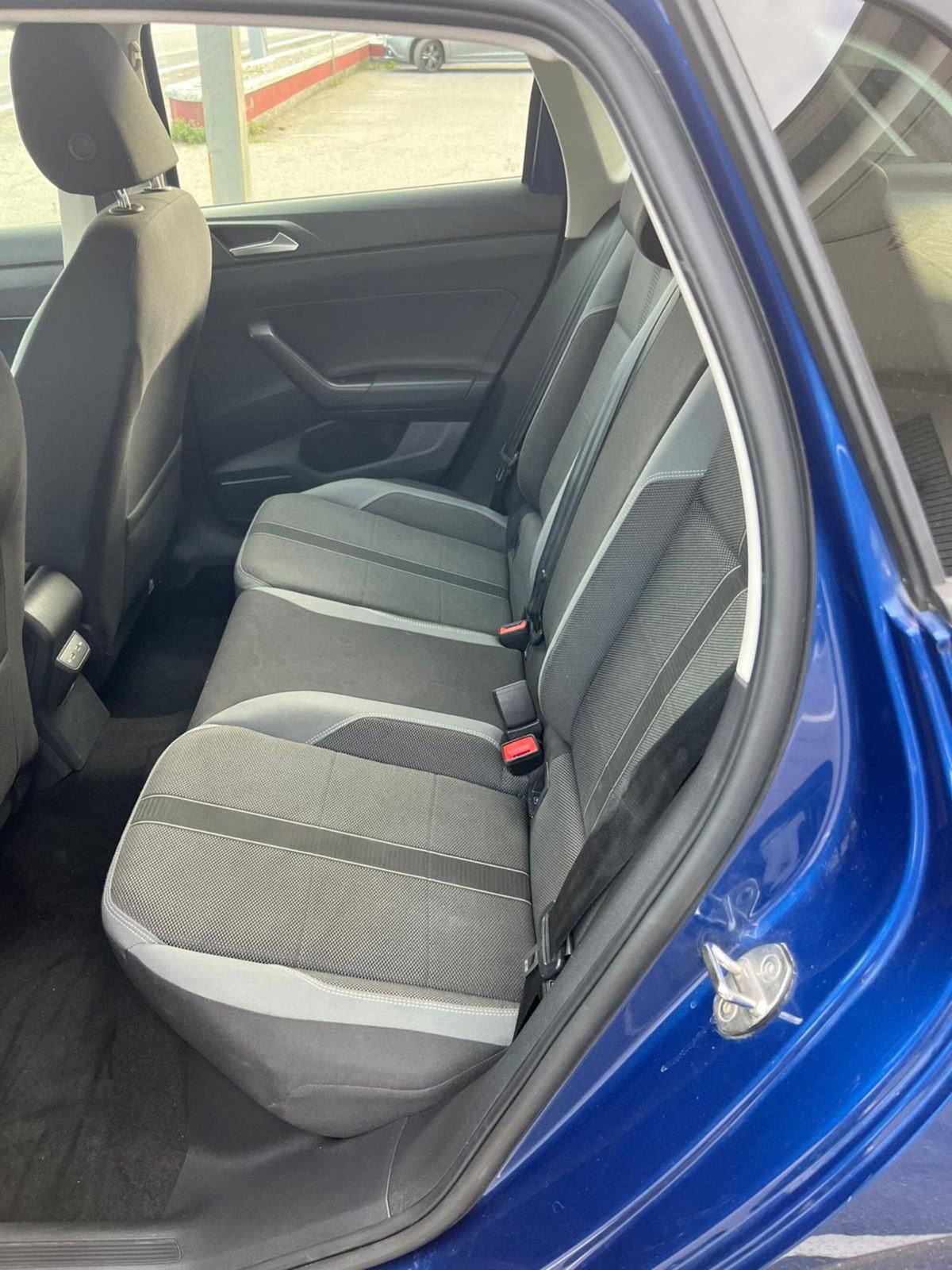 Volkswagen Polo 1.0 tsi Style 95cv (14)