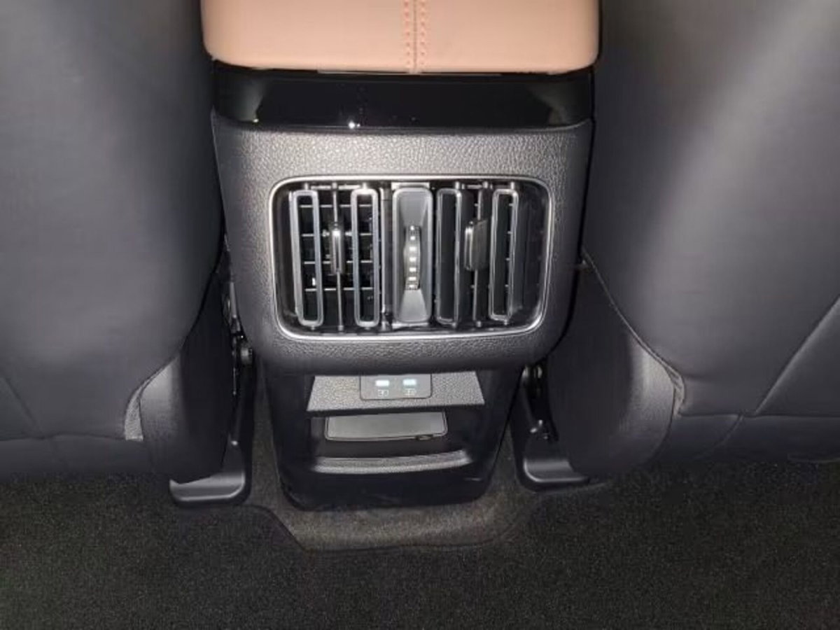 Byd Seal U 87 kWh Design (16)
