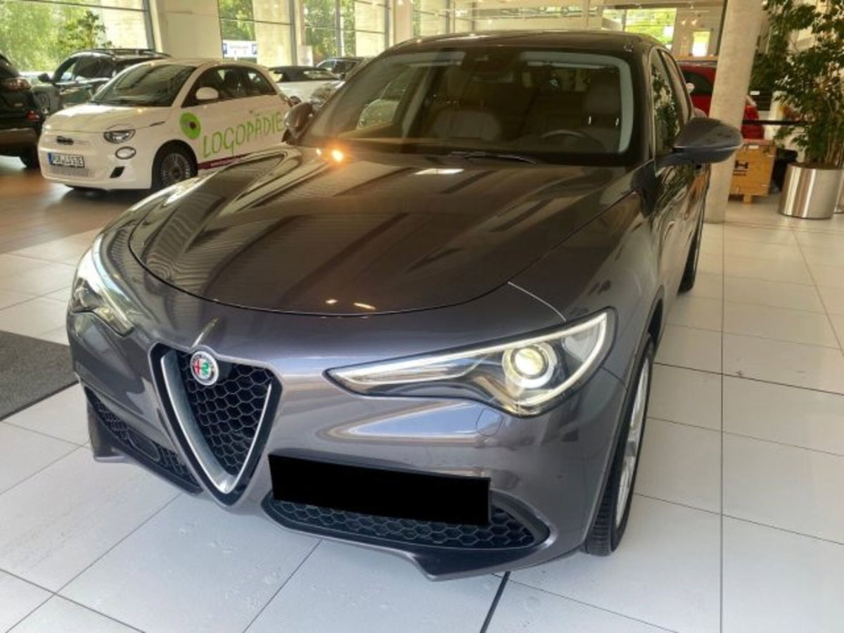 Alfa Romeo Stelvio Stelvio 2.0 Turbo 200 CV AT8 Q4 Super Business