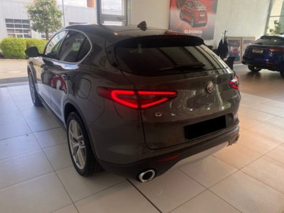 Alfa Romeo Stelvio Stelvio 2.0 Turbo 200 CV AT8 Q4 Super Business (4)