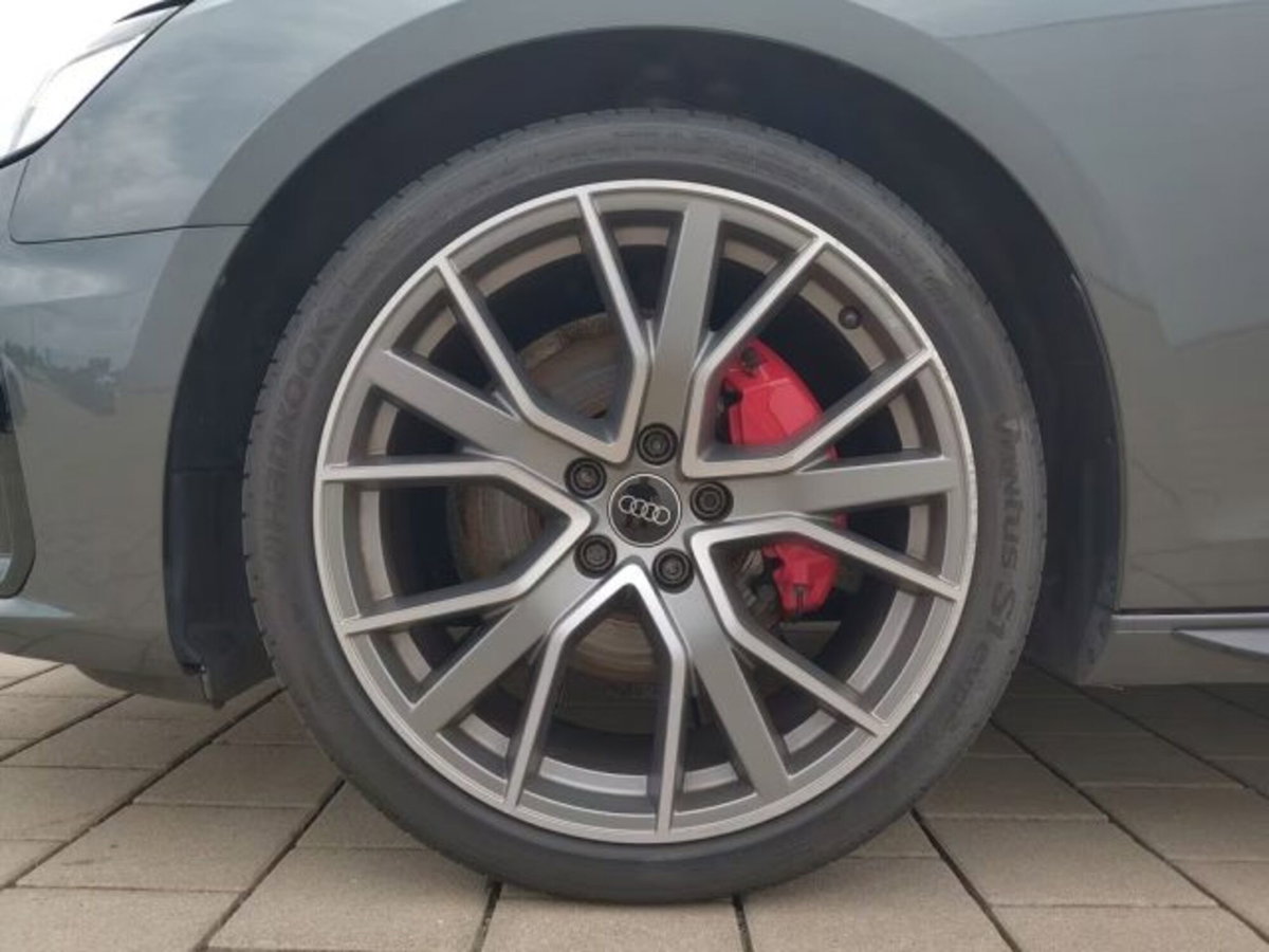 Audi A4 Avant 40 TDI quattro S tronic S line edition (8)