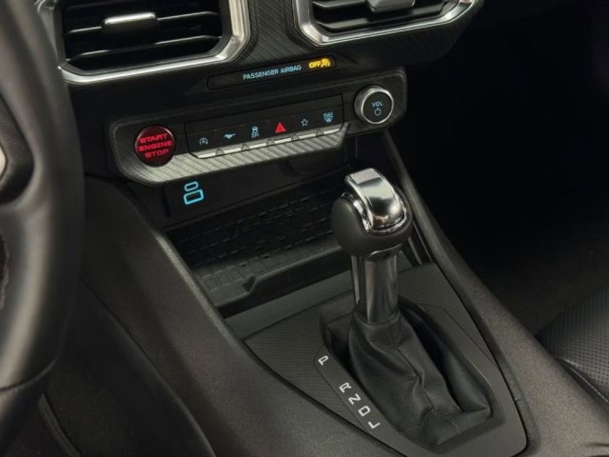 Ford Mustang Coupé Fastback 2.3 EcoBoost (13)