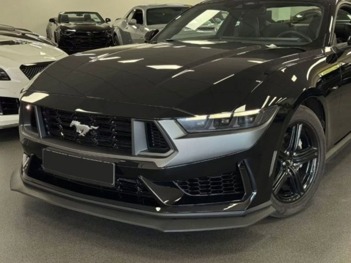 Ford Mustang Coupé Fastback 2.3 EcoBoost (2)