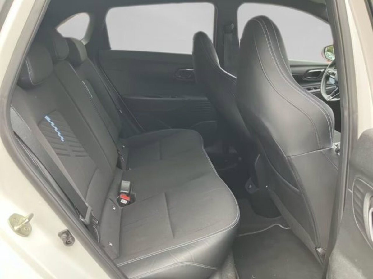 Hyundai i20 1.6 T-GDI MT N-Performance (12)