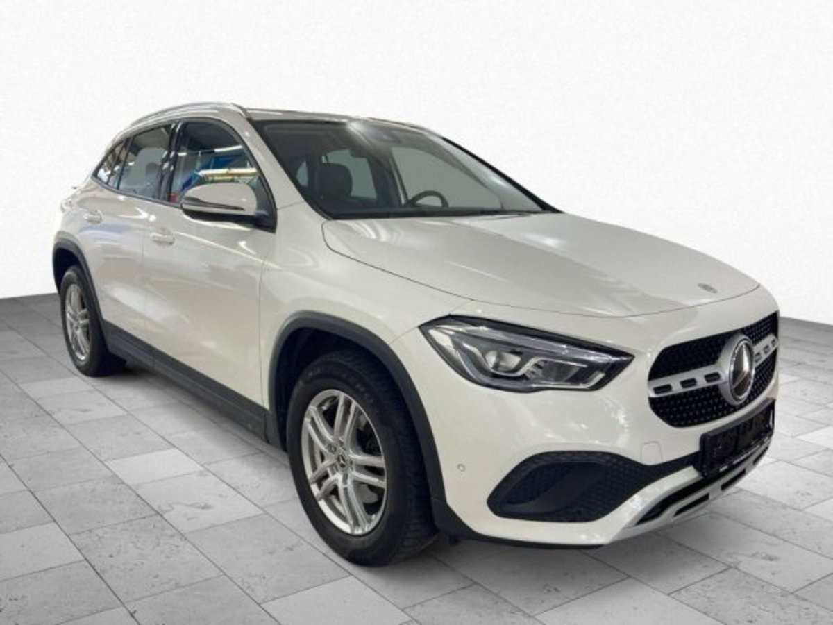 Mercedes-Benz GLA SUV 180 d Business Extra auto (2)
