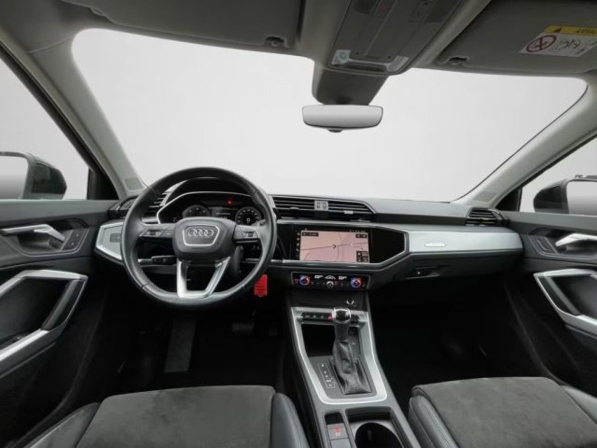 Audi Q3 Sportback 40 TDI S tronic quattro edition (9)