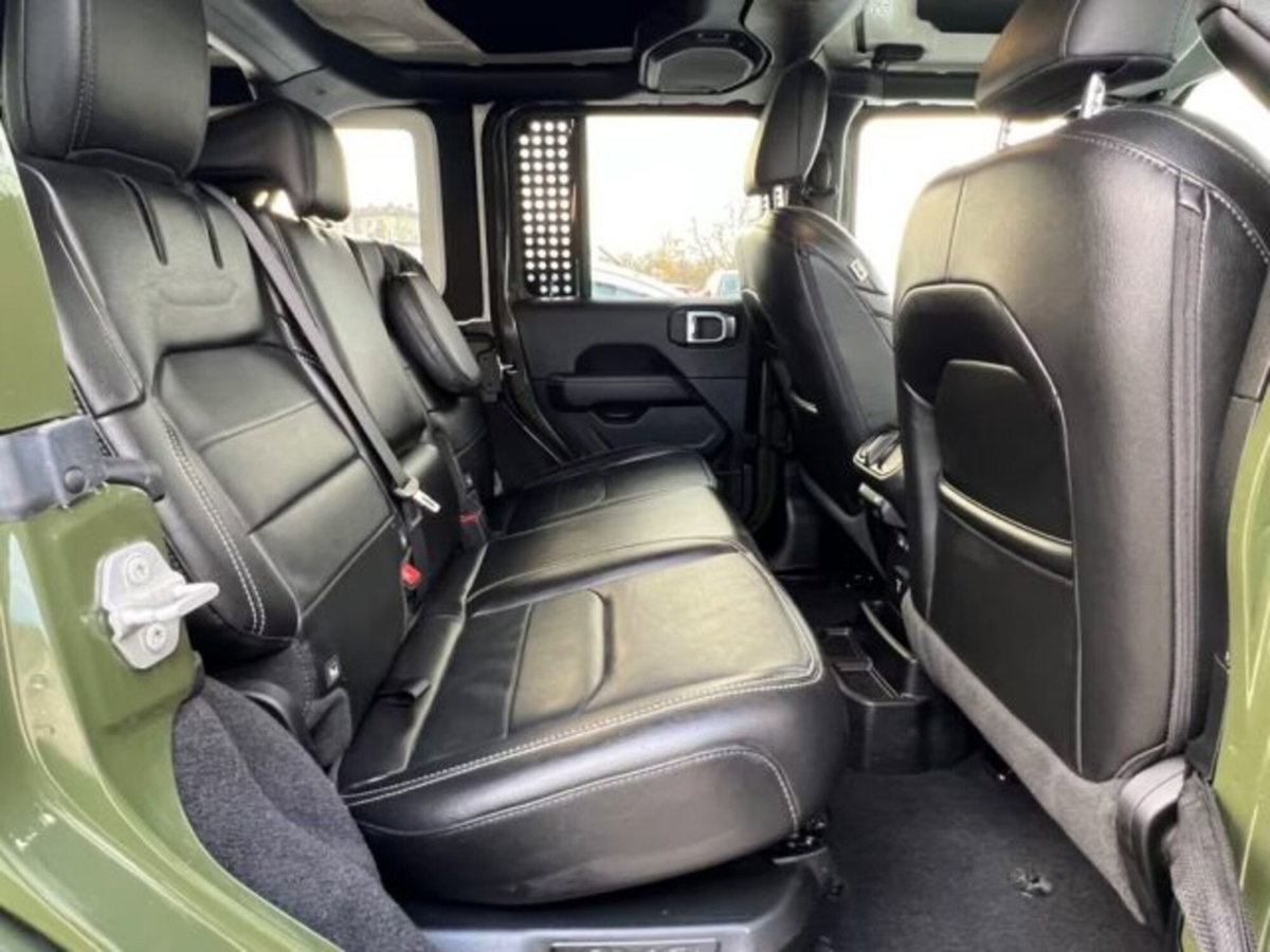 Jeep Wrangler Unlimited 2.0 PHEV ATX 4xe 80th Anniversary (17)