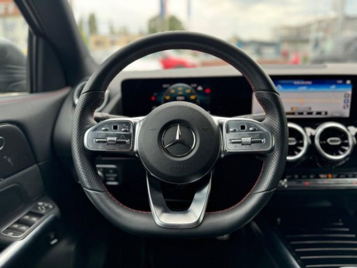 Mercedes-Benz GLA SUV 200 d AMG Line Premium Plus 4matic auto (13)