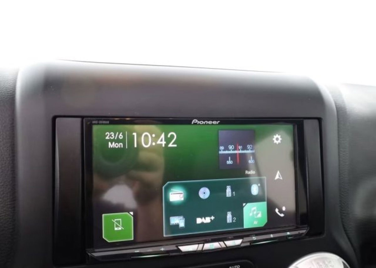 Jeep Wrangler Unlimited 3.6 V6 Sahara Auto (17)