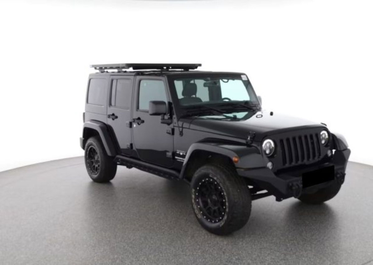 Jeep Wrangler Unlimited 3.6 V6 Sahara Auto (7)
