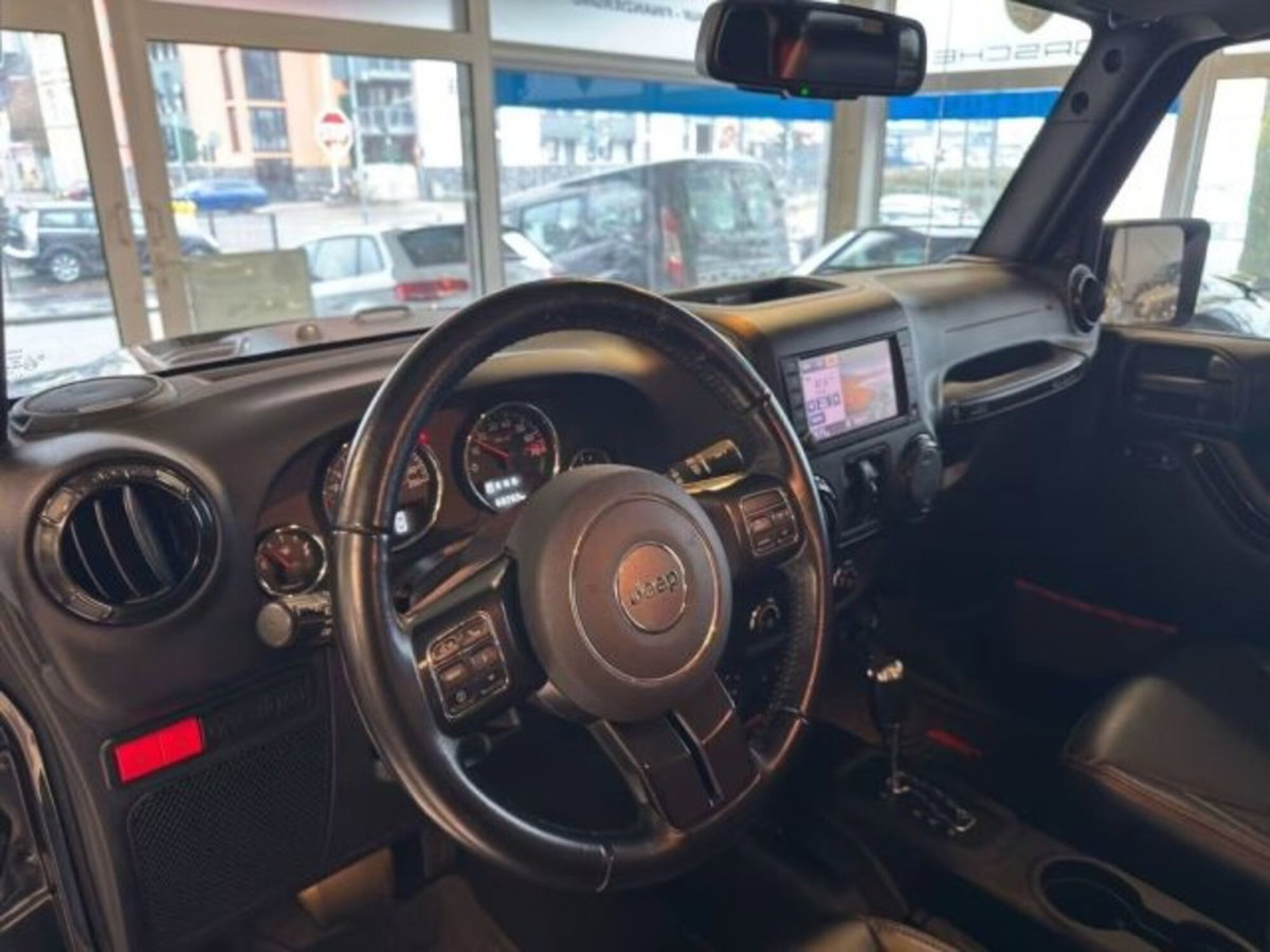 Jeep Wrangler Unlimited 3.6 V6 Sahara Auto (9)