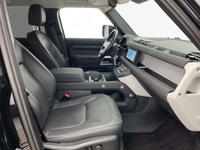 Land Rover Defender 110 3.0d mhev X-Dynamic SE awd 200cv auto 7p.ti (10)