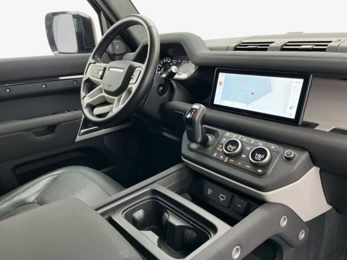 Land Rover Defender 110 3.0d mhev X-Dynamic SE awd 200cv auto 7p.ti (13)